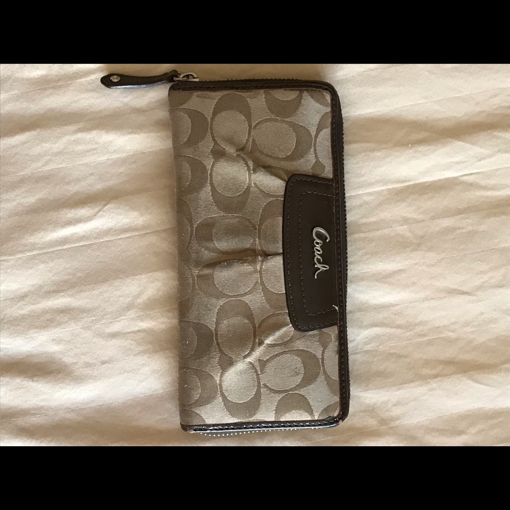 Coach wallet